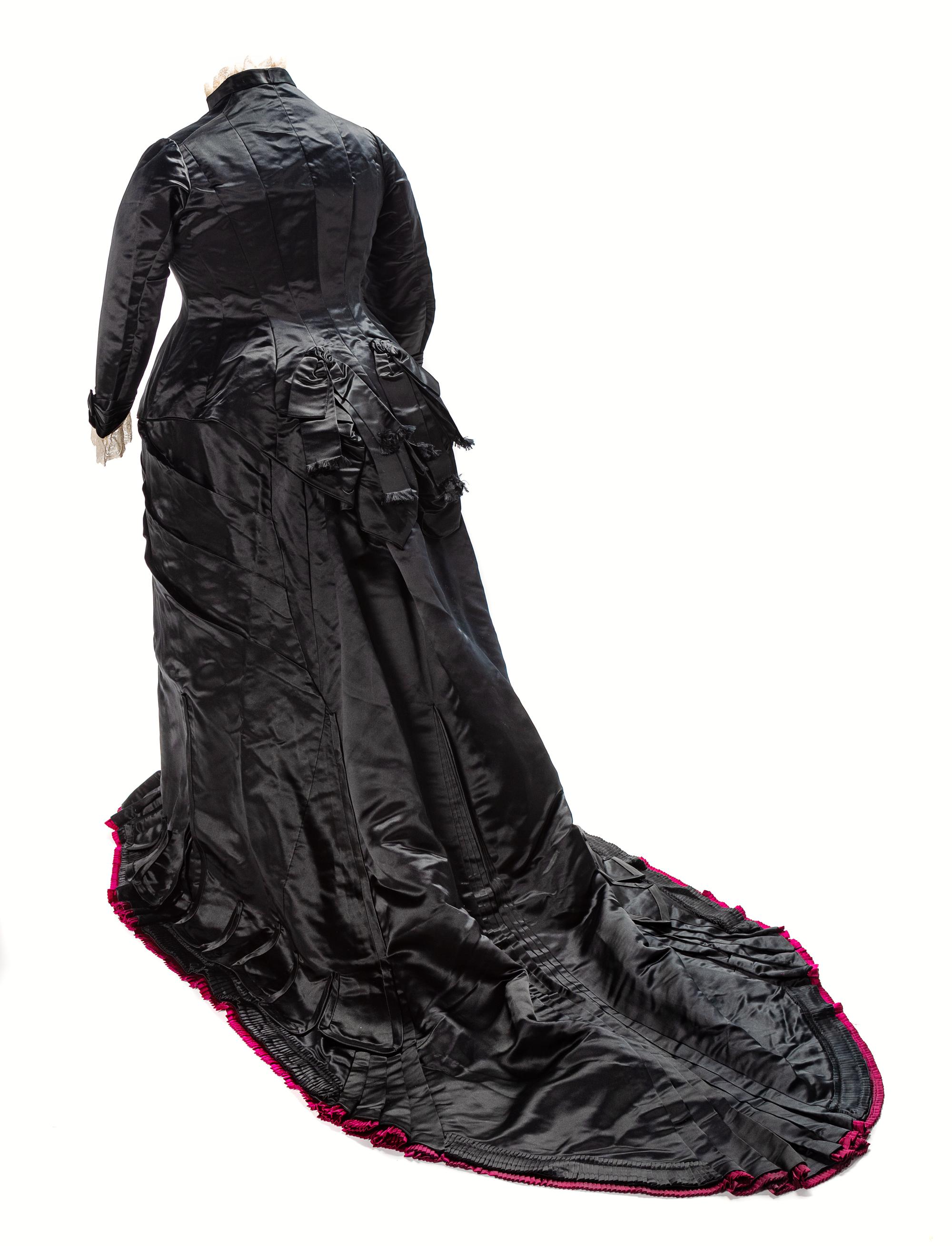Emile Pingat Two-Piece Large Black Silk Satin Bustle Dress, 1870s Haute Couture No size label