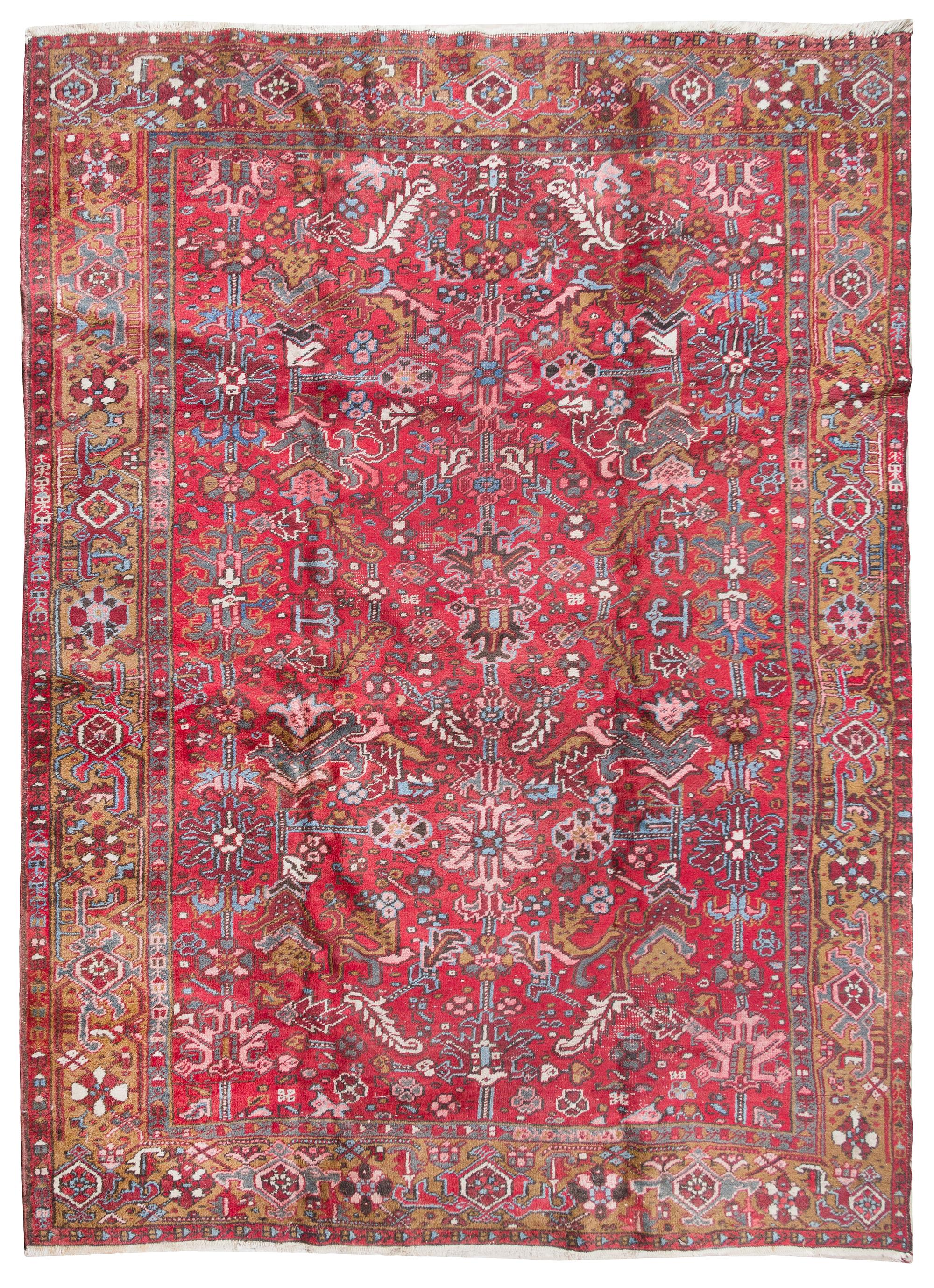 A Heriz Wool Rug 9 feet 5 inches x 7 feet 5 inches. — CIRCA 1920