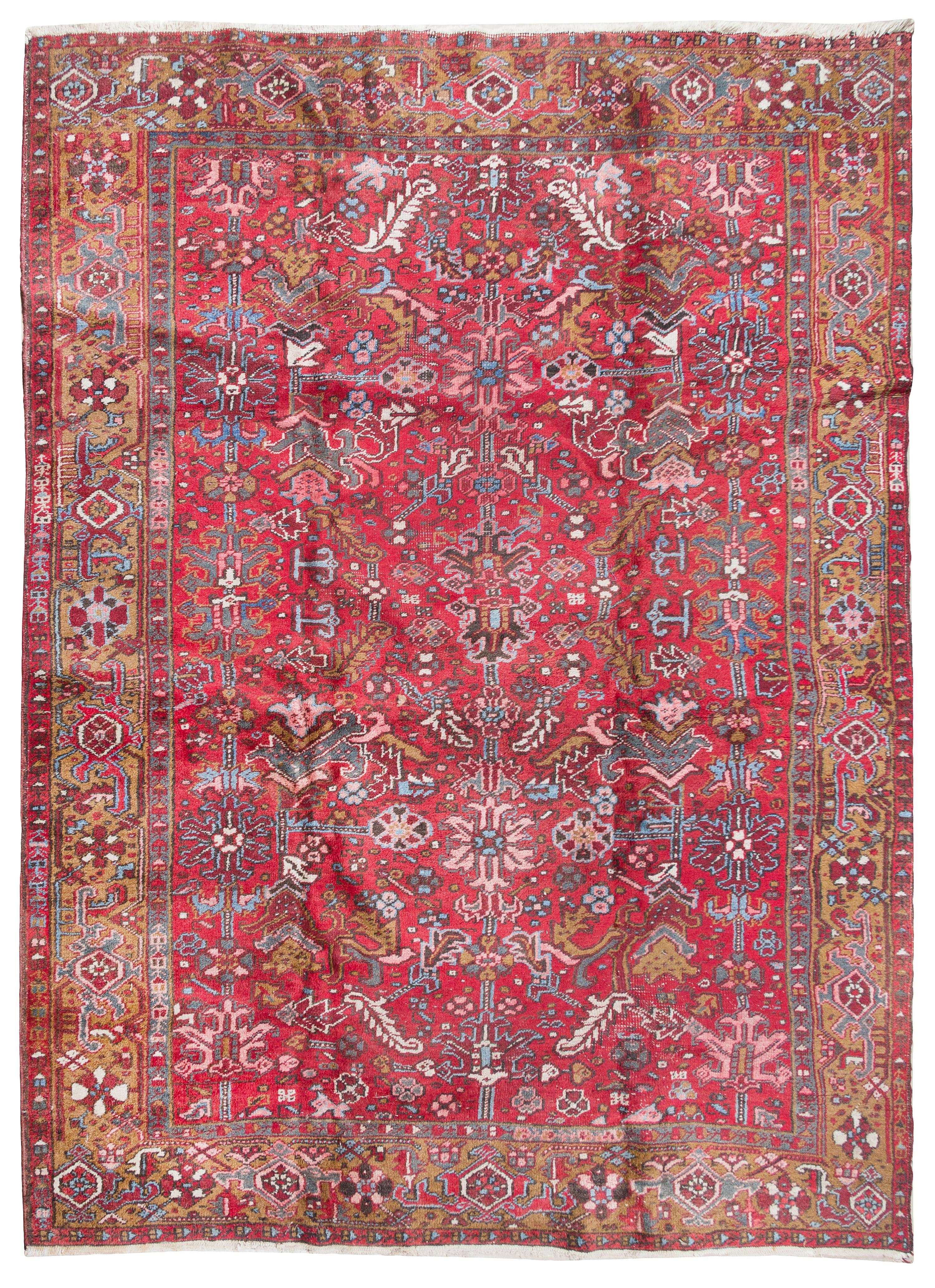 A Heriz Wool Rug 9 feet 5 inches x 7 feet 5 inches. — CIRCA 1920