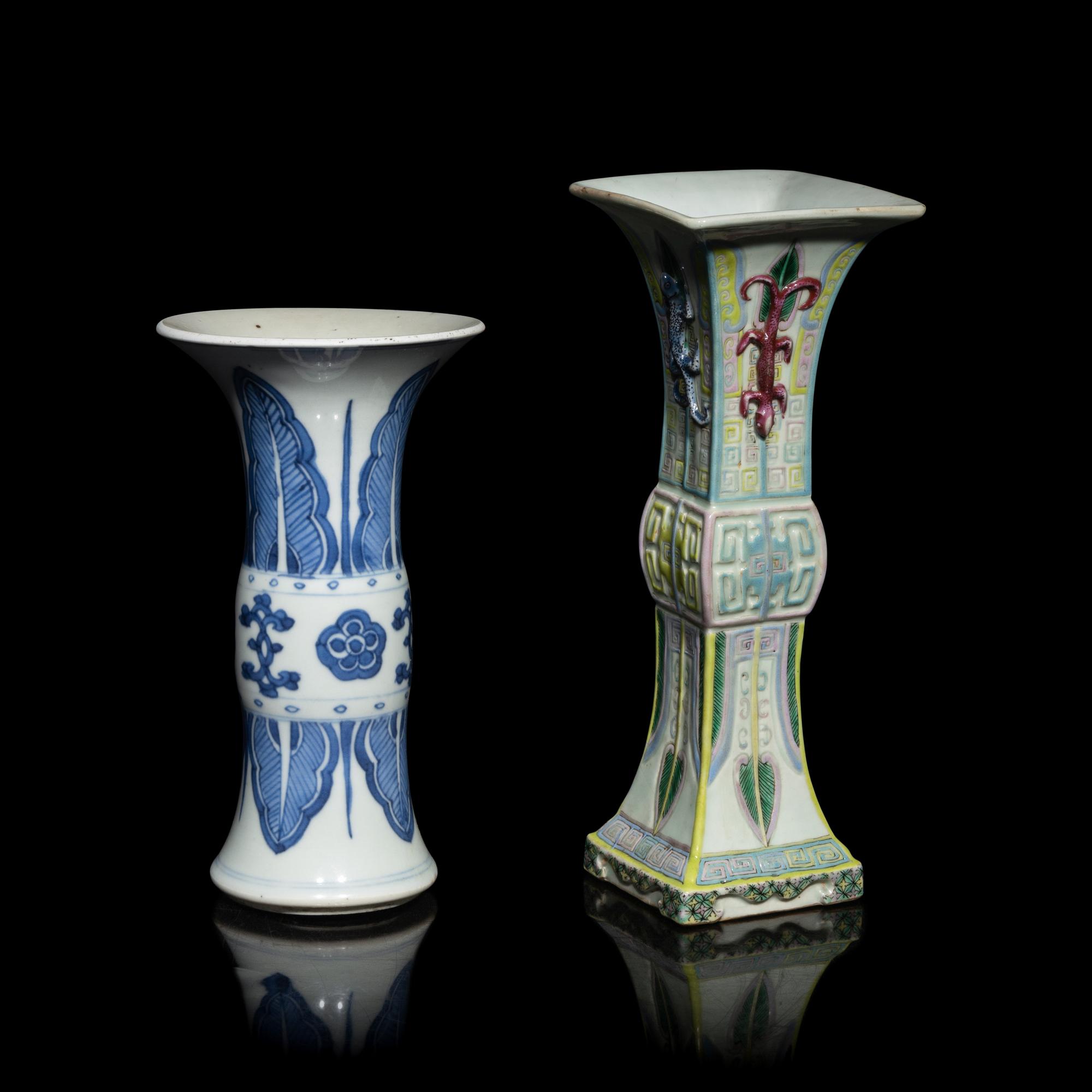 Two Chinese Porcelain Gu Vases, 18th-19th Century 清中期 青花、粉彩花觚各一