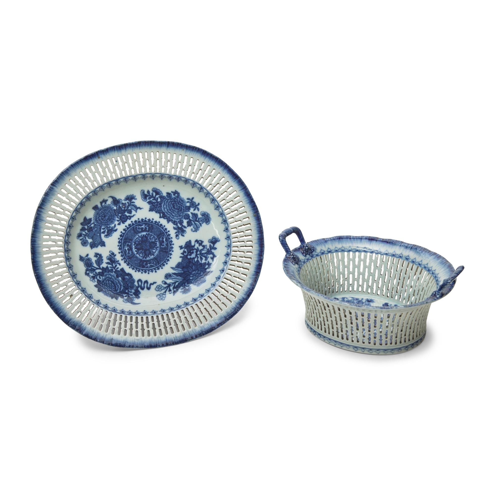 A Chinese Export Porcelain Fitzhugh Reticulated Chestnut Basket and Undertray