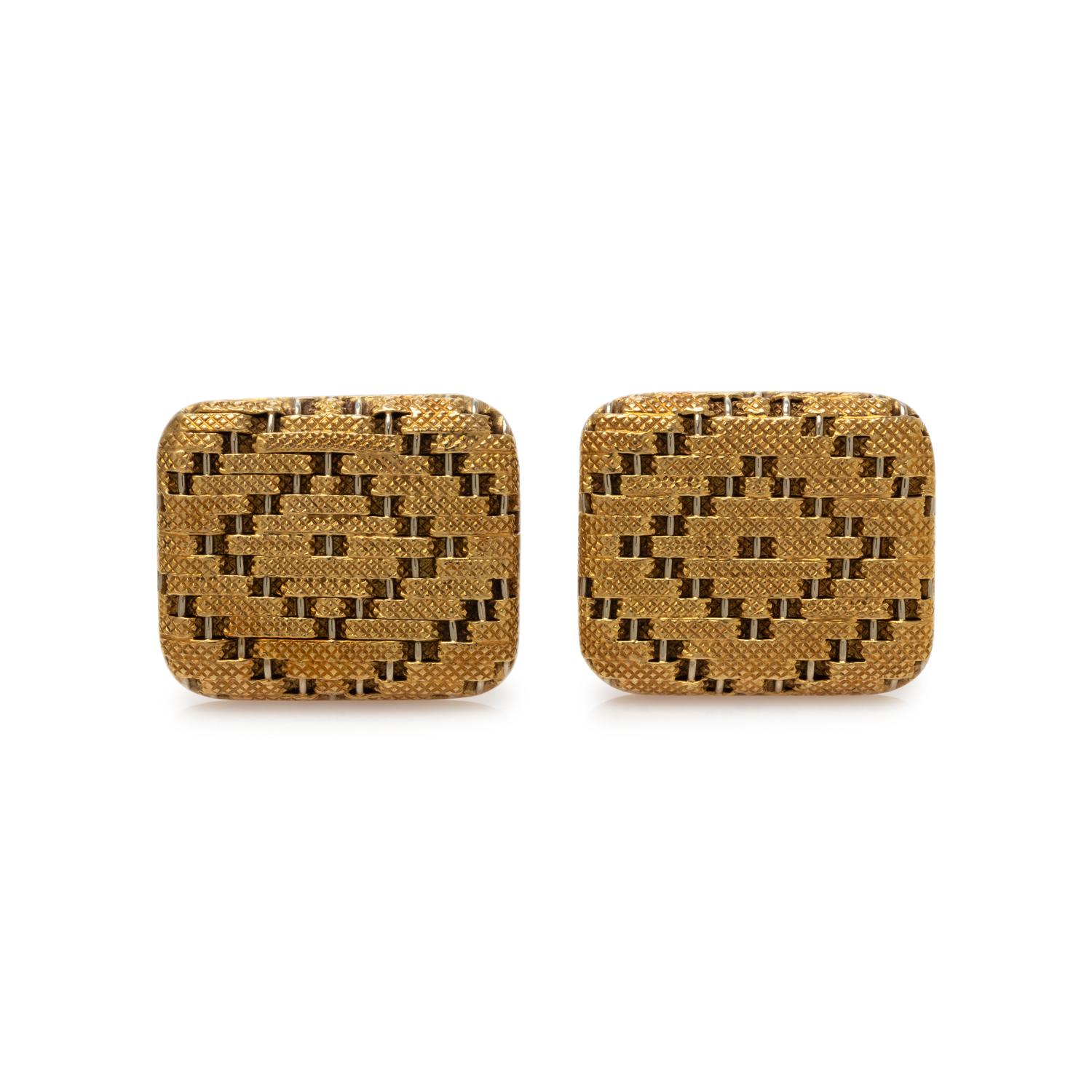 TIFFANY & CO., YELLOW GOLD CUFFLINKS