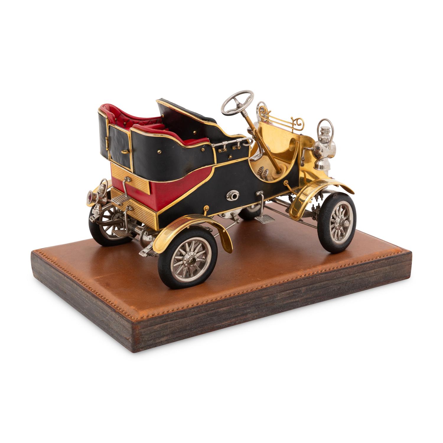 A Scale Model of a 1903 Cadillac