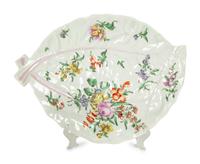 A Collection of Six English Worcester Porcelain Articles — 18TH CENTURY