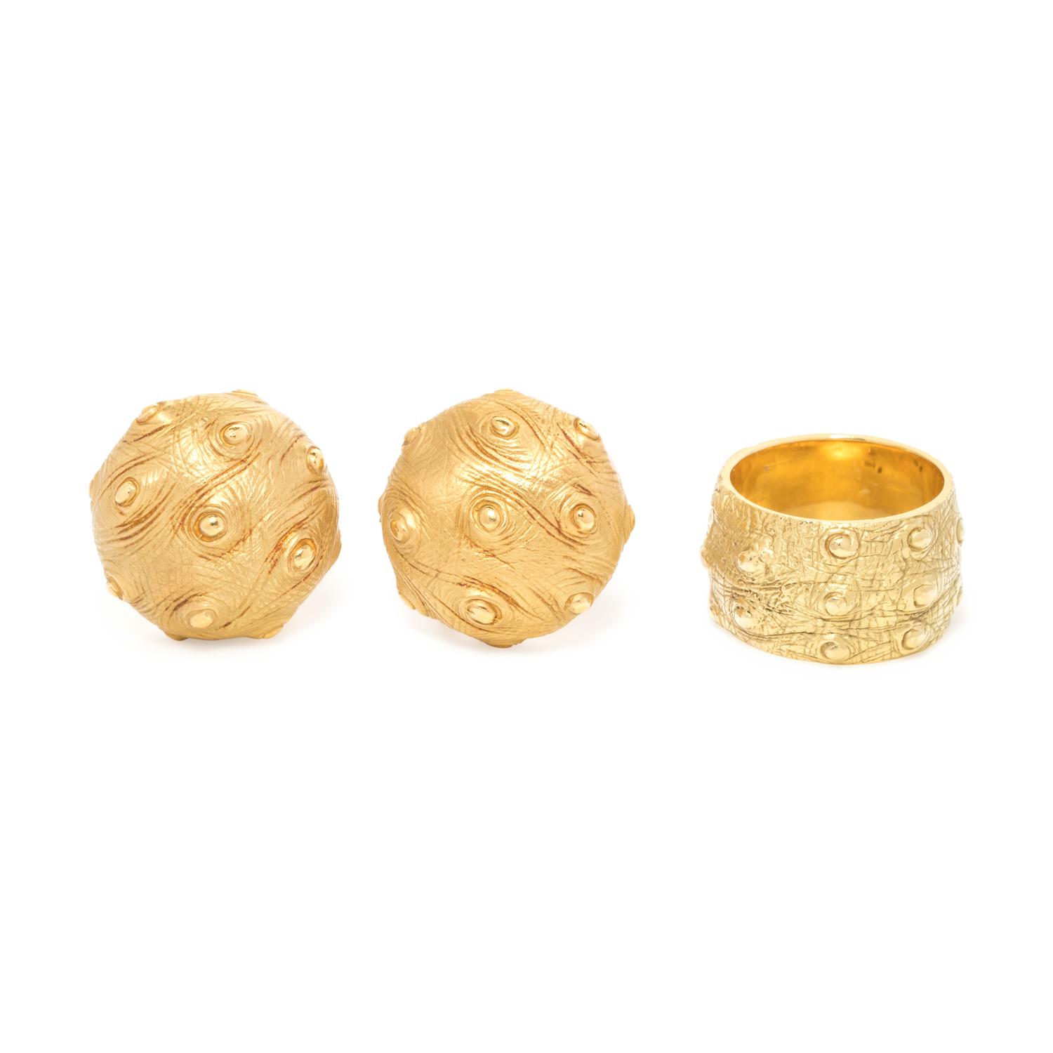 NICHOLAS VARNEY, YELLOW GOLD 'OSTRICH SKIN' SET