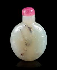 A Pale Grey Agate Snuff Bottle Height 2 1/2 inches. — 1800-1900