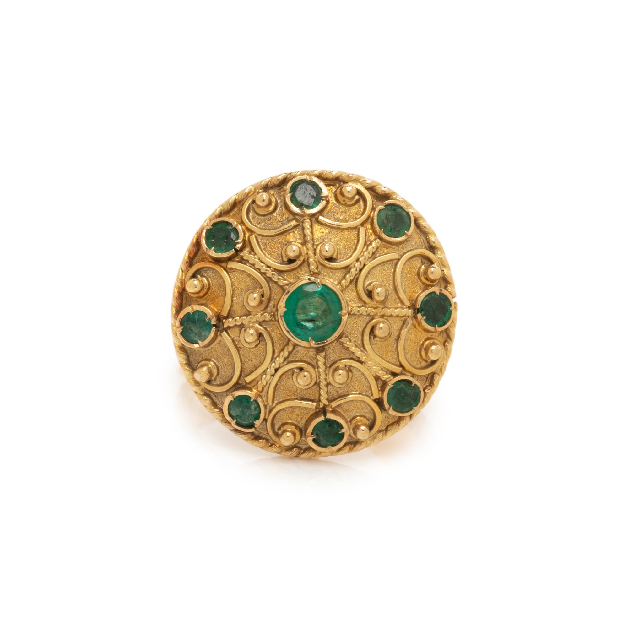 YELLOW GOLD AND EMERALD RING