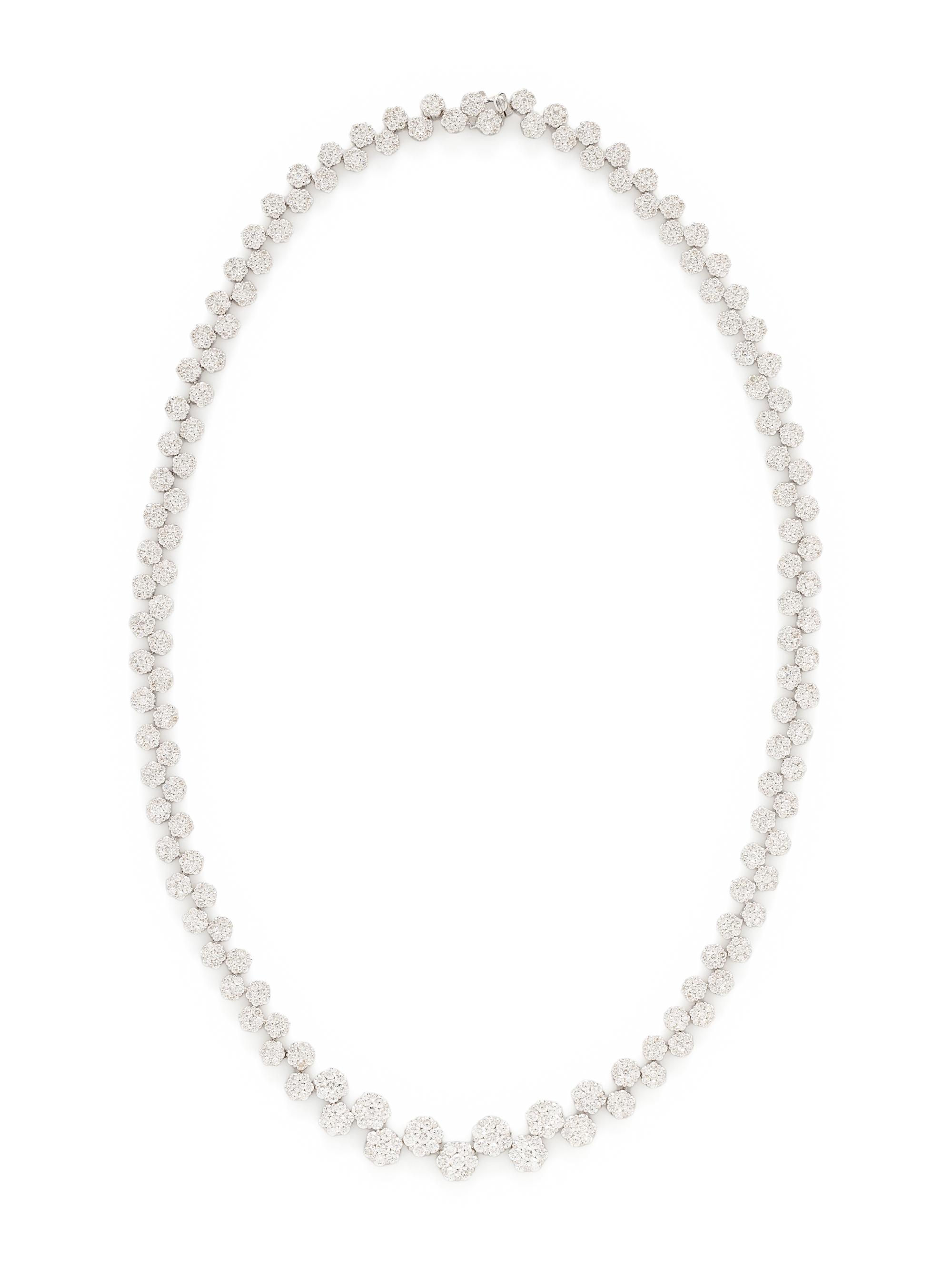 WHITE GOLD AND DIAMOND FLOWER NECKLACE