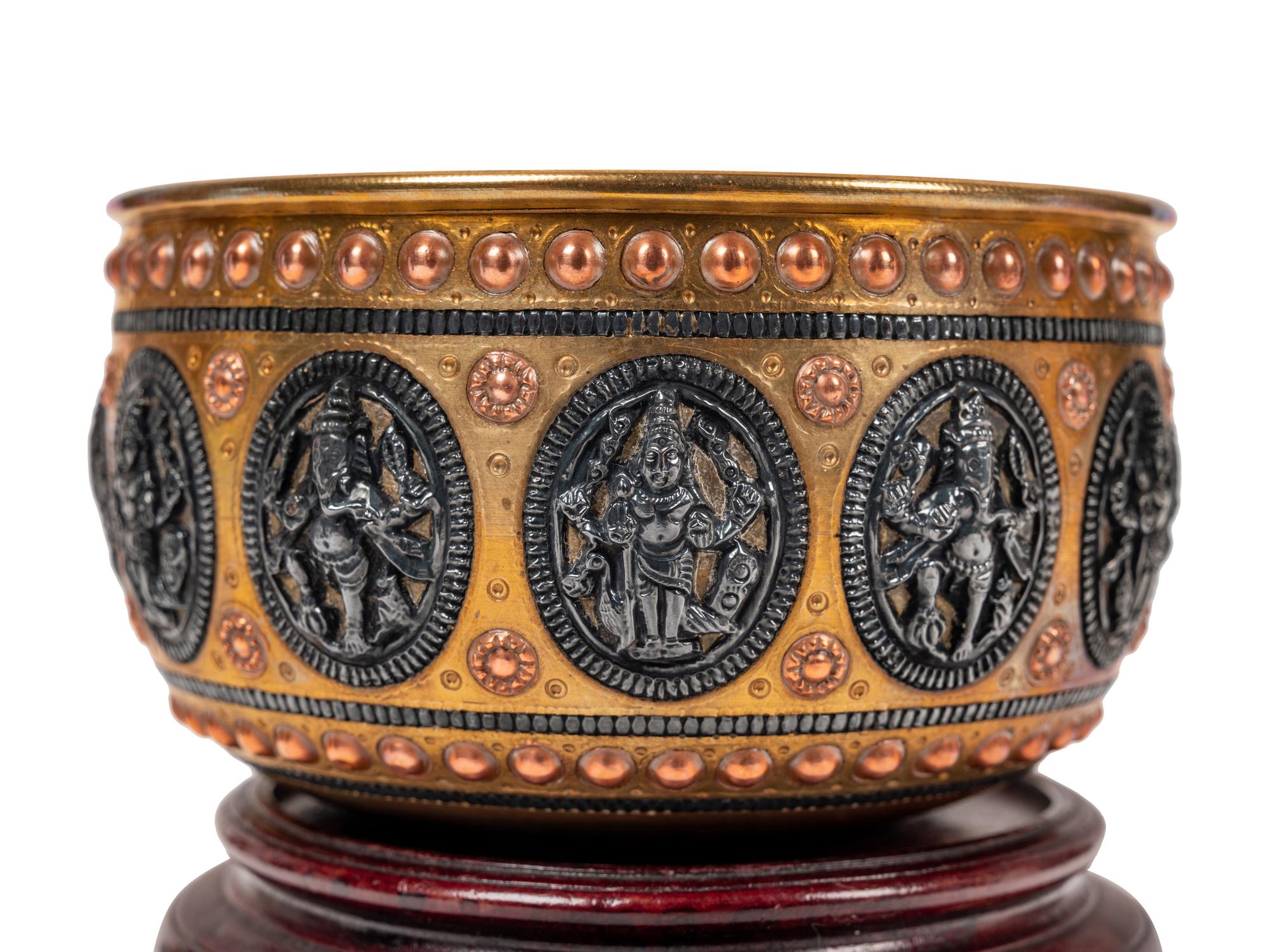 20 Asian Bronze Figures of Buddha and Guanyin