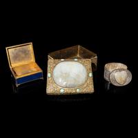 Three Jade Inset Metal Covered Boxes, 20th Century 近代 銀、銅嵌玉盒三隻