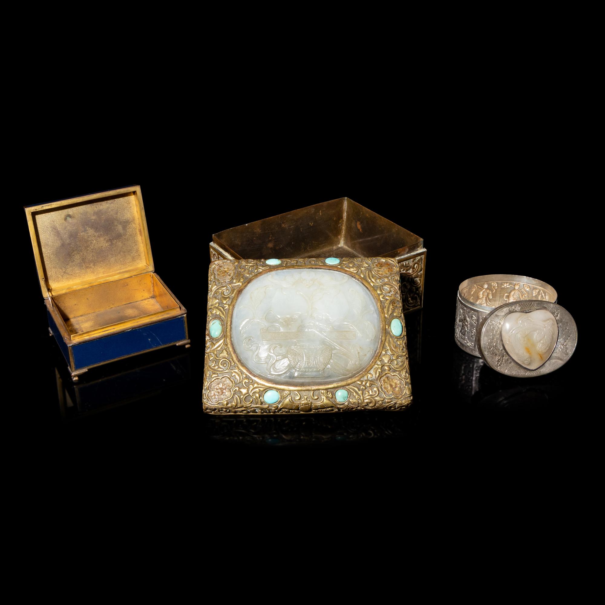 Three Jade Inset Metal Covered Boxes, 20th Century 近代 銀、銅嵌玉盒三隻