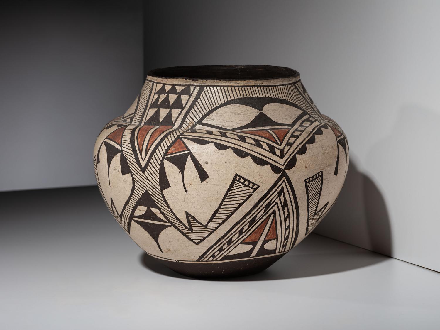Zuni Pottery Olla