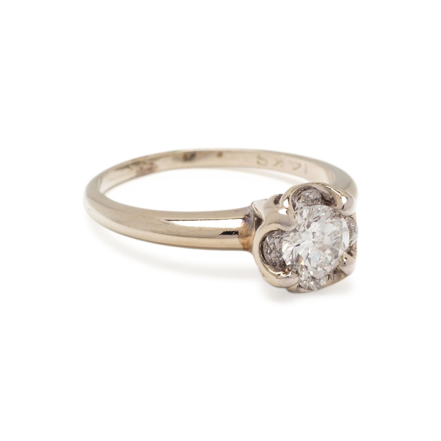 DIAMOND RING