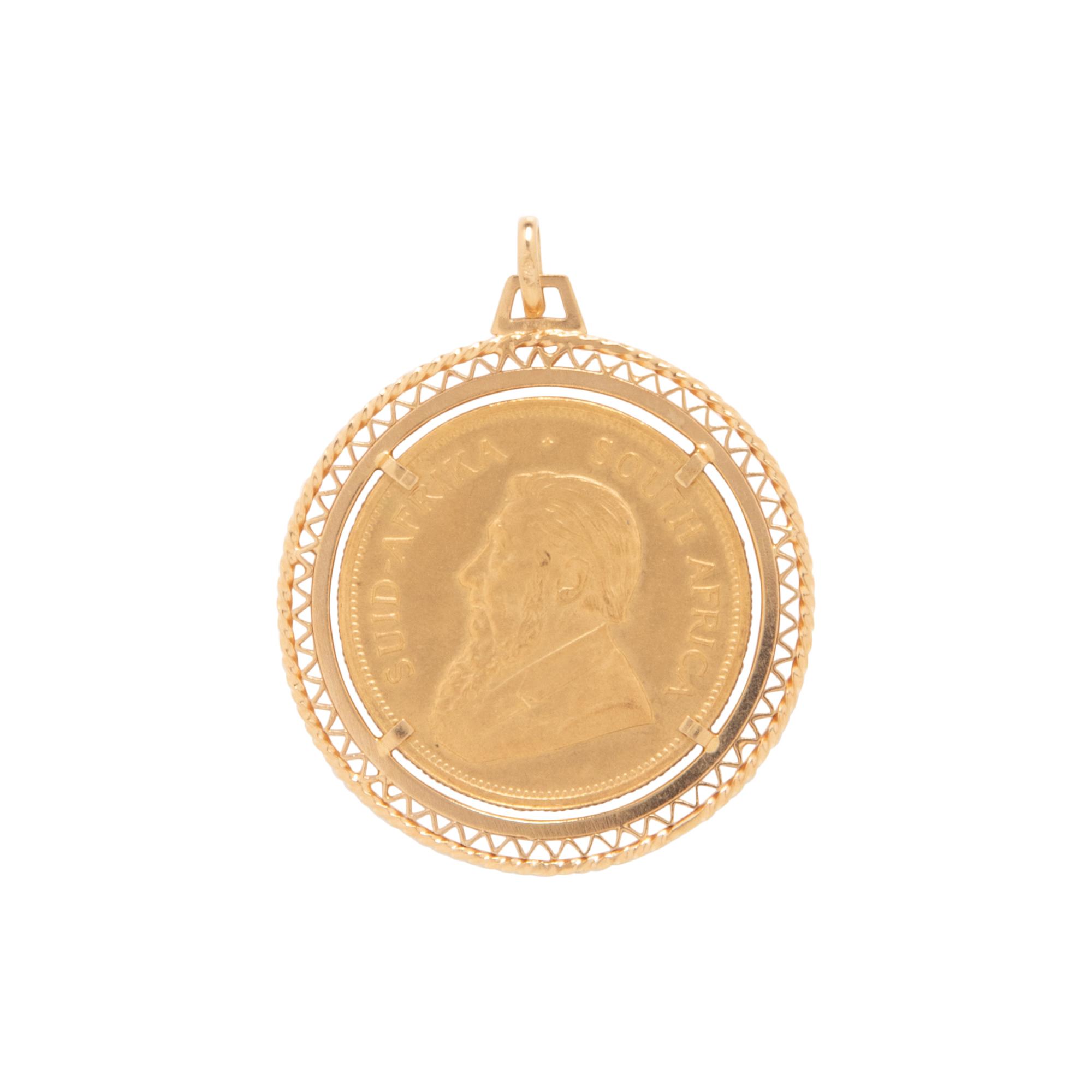 YELLOW GOLD COIN PENDANT