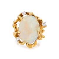 YELLOW GOLD, OPAL AND DIAMOND RING
