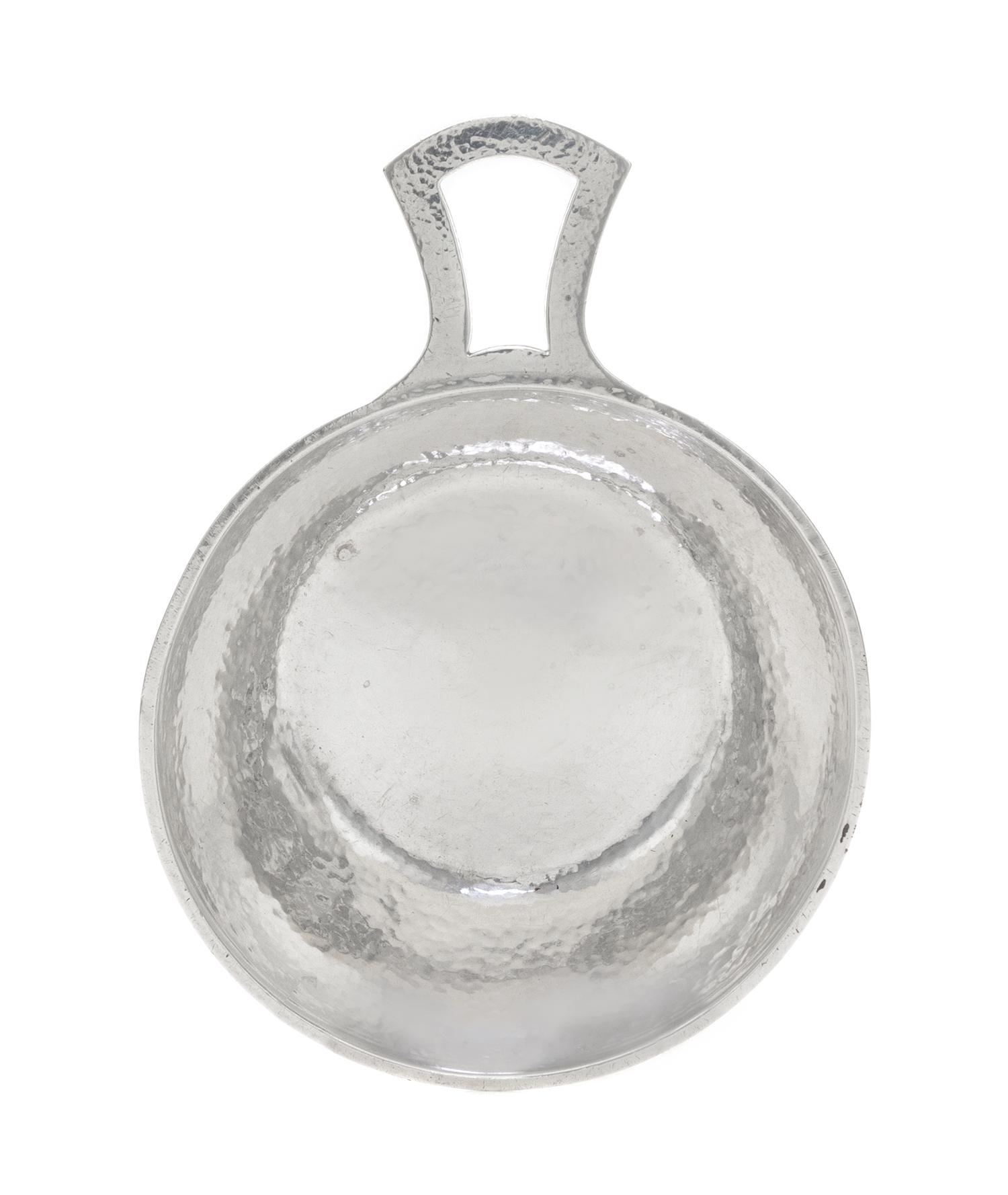 An American Silver Porringer, William B. Durgin Co., Concord, NH, Early 20th Century, retailed by Bigelow, Kennard & Co., the deep bowl
