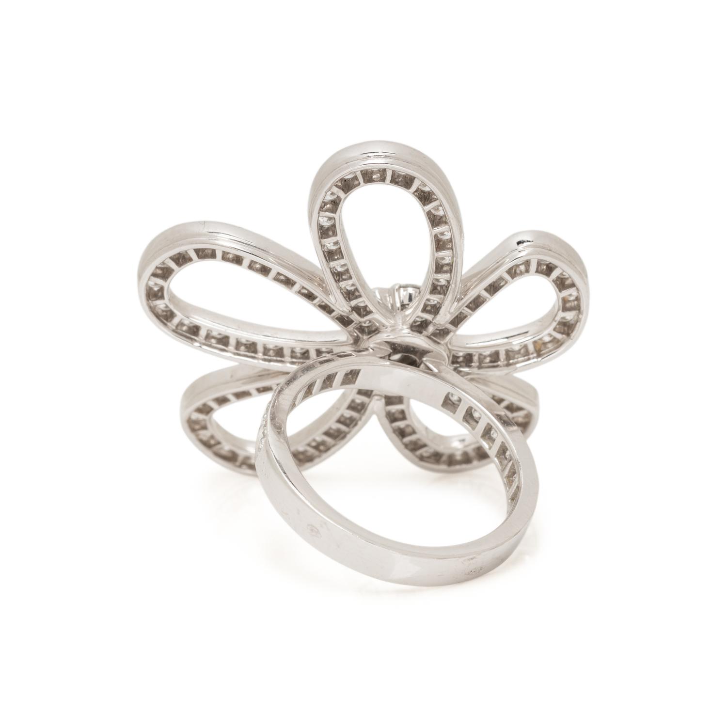 VAN CLEEF & ARPELS, DIAMOND AND WHITE GOLD 'FLOWER LACE' RING