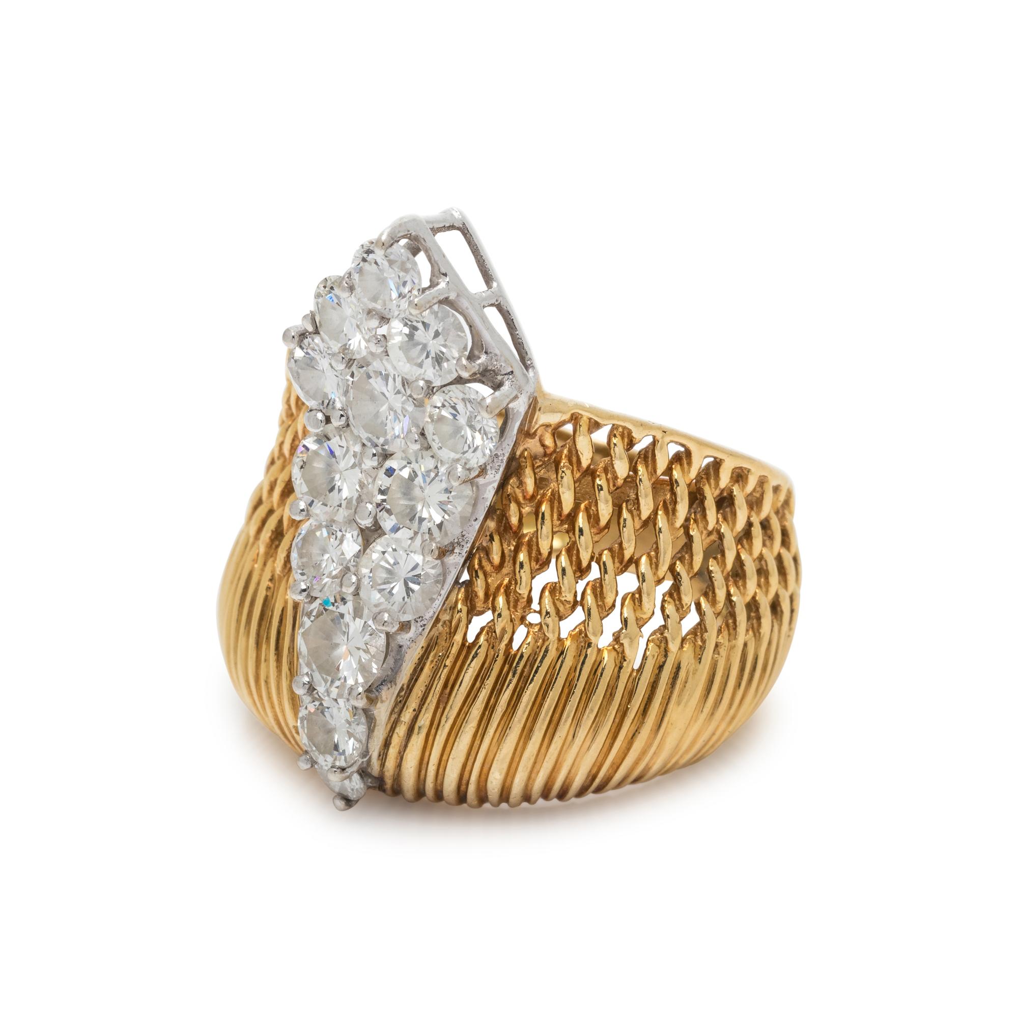 YELLOW GOLD AND DIAMOND RING