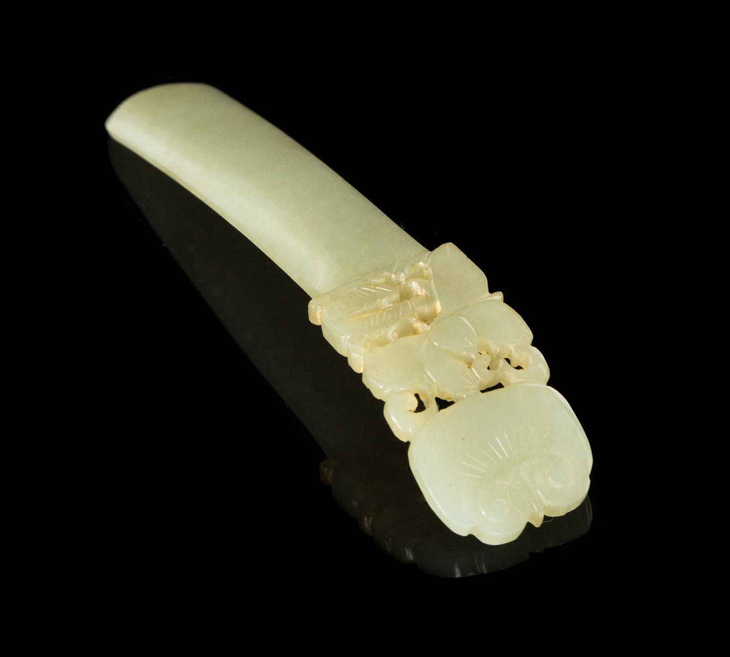 A Chinese Pale Celadon Hairpin, Bianzan