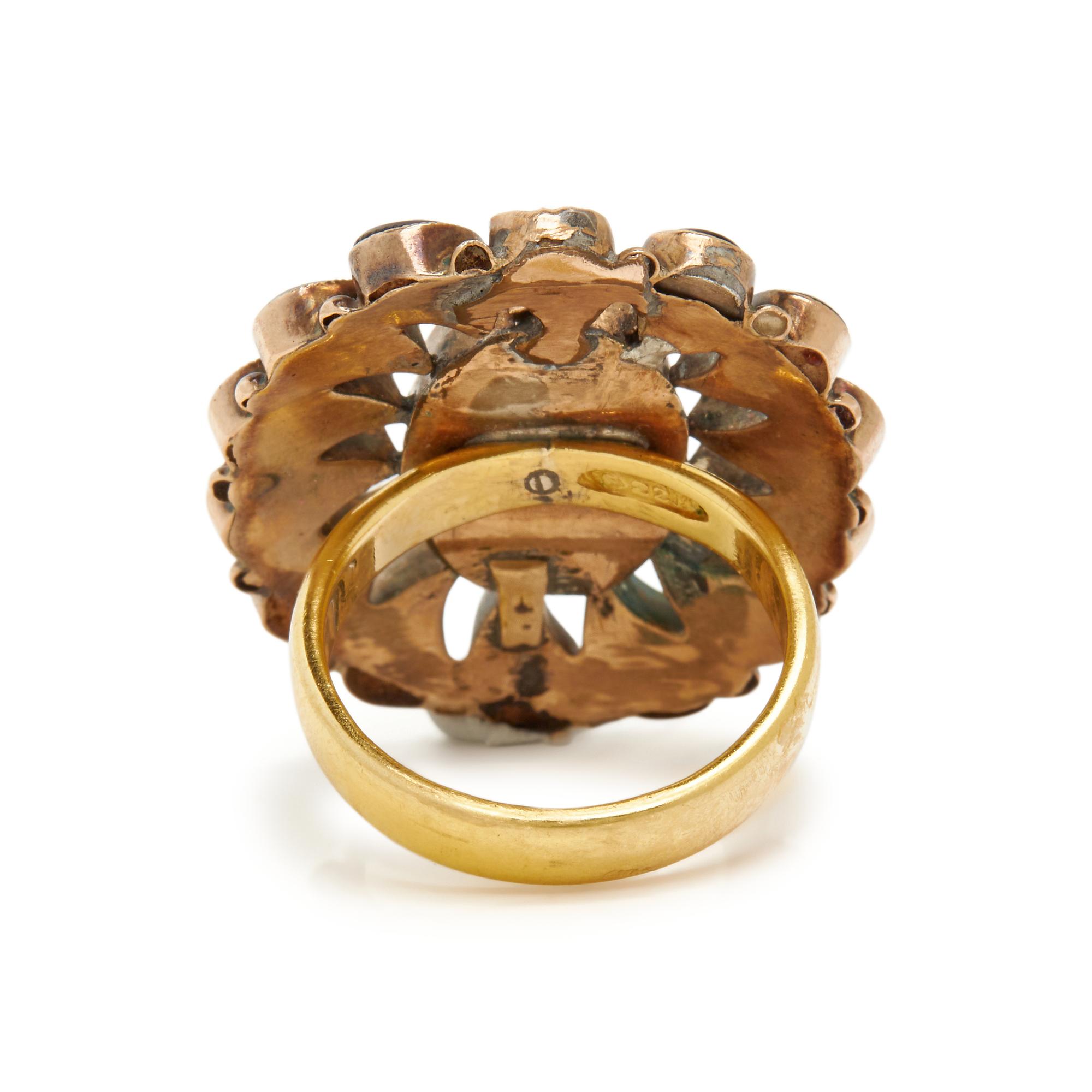 YELLOW GOLD AND ONYX WATCH AND RING