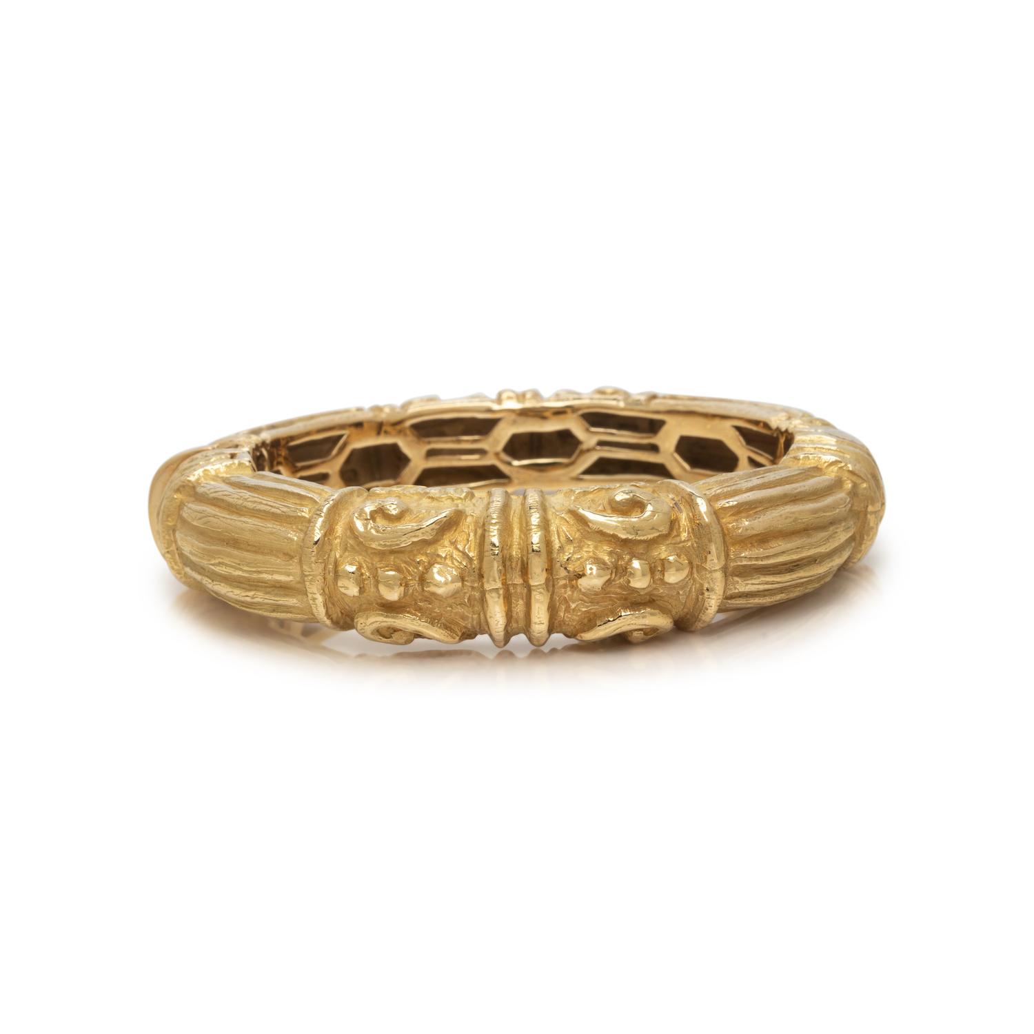 KATY BRISCOE, YELLOW GOLD BANGLE BRACELET