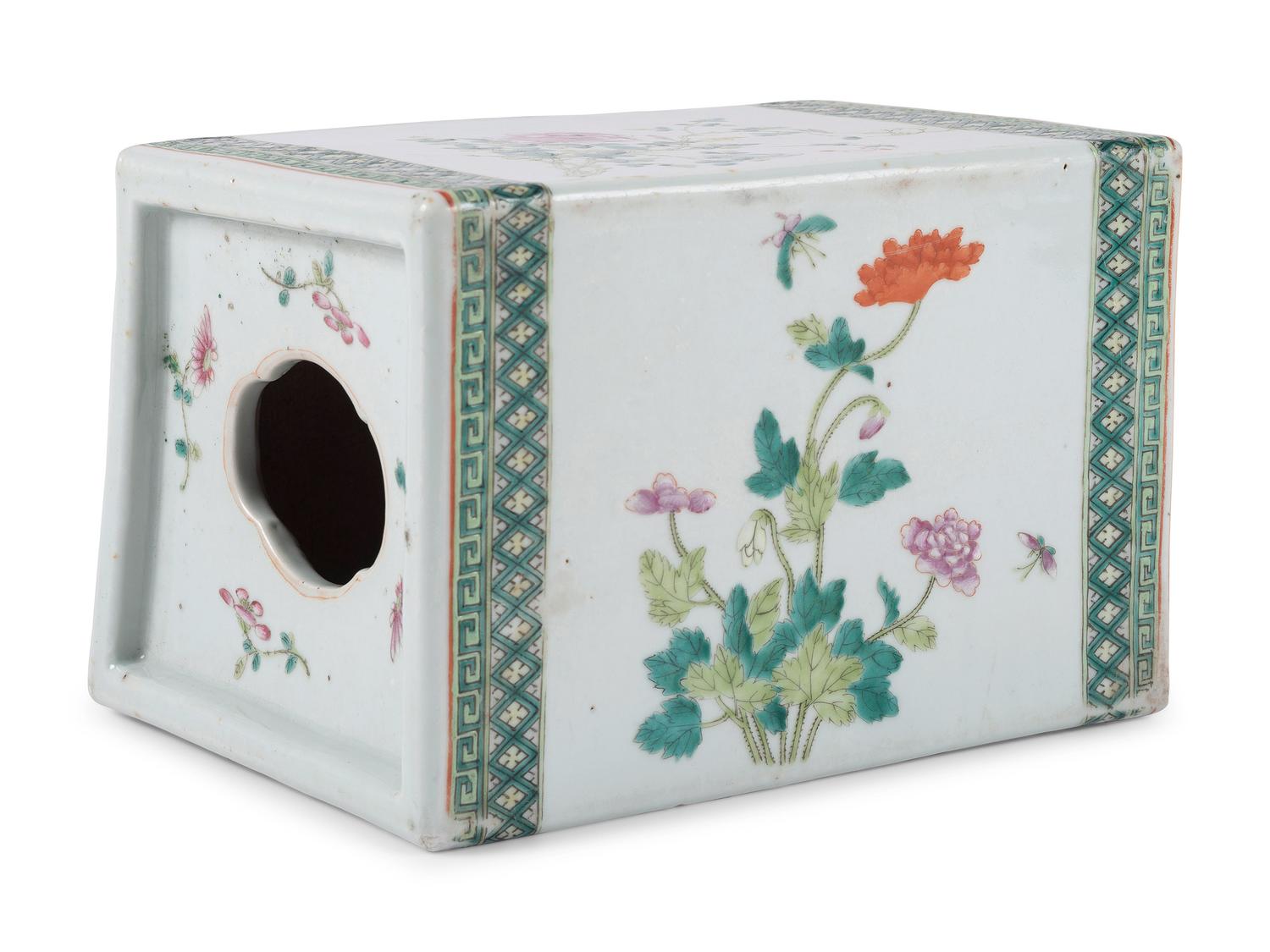 A Chinese Export Porcelain Pillow