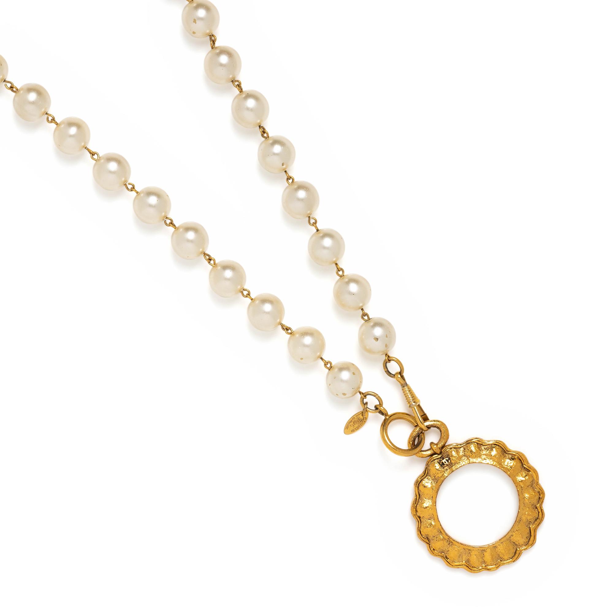 Chanel, Gripoix Pearl & Magnifying Glass Pendant Necklace