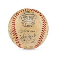 A 1952 New York Giants Team Signed Autograph Baseball (Beckett Authentication Services)