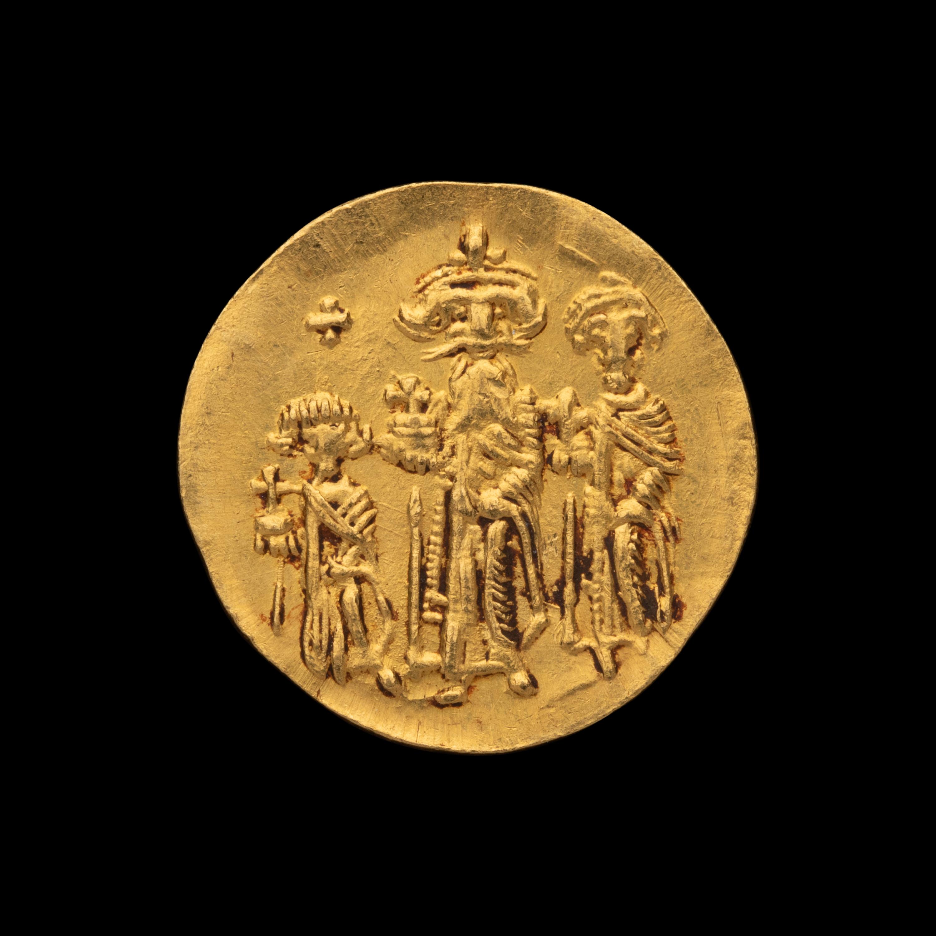 [ANCIENTS] BYZANTINE EMPIRE. Heraclius (638-641 AD). Av Solidus (4.4g, 22mm); the obverse showing Heraclius standing with his two sons Heraclius Constantine and Heraclonas