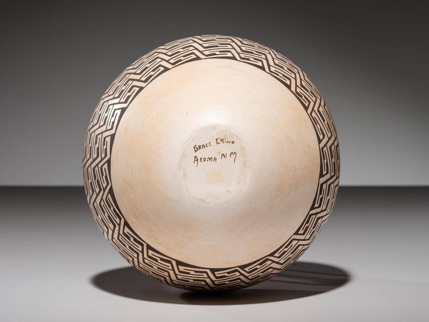 Fine Line Pottery Vase, Anasazi Revival