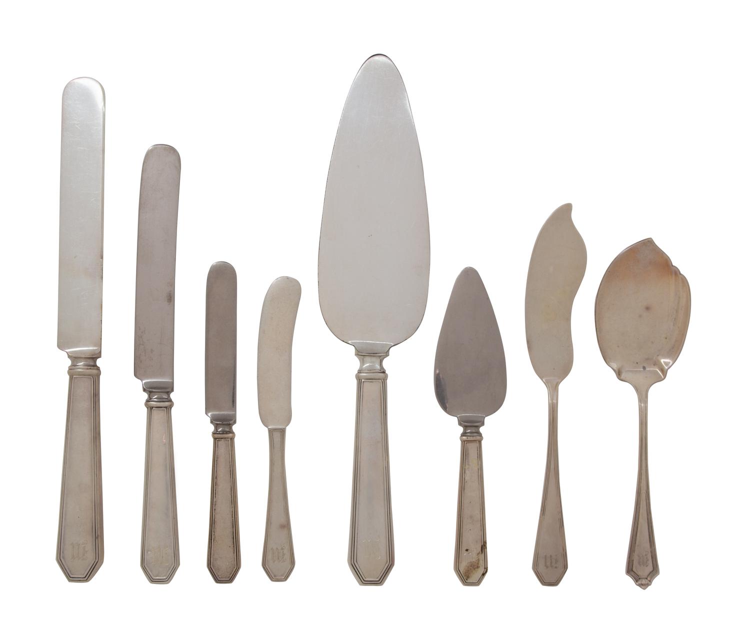 An American Silver Flatware Service, Samuel Hubbard Kirby & Sons, Inc., New Haven, CT, comprising: 12 dinner knives 12 luncheon knives