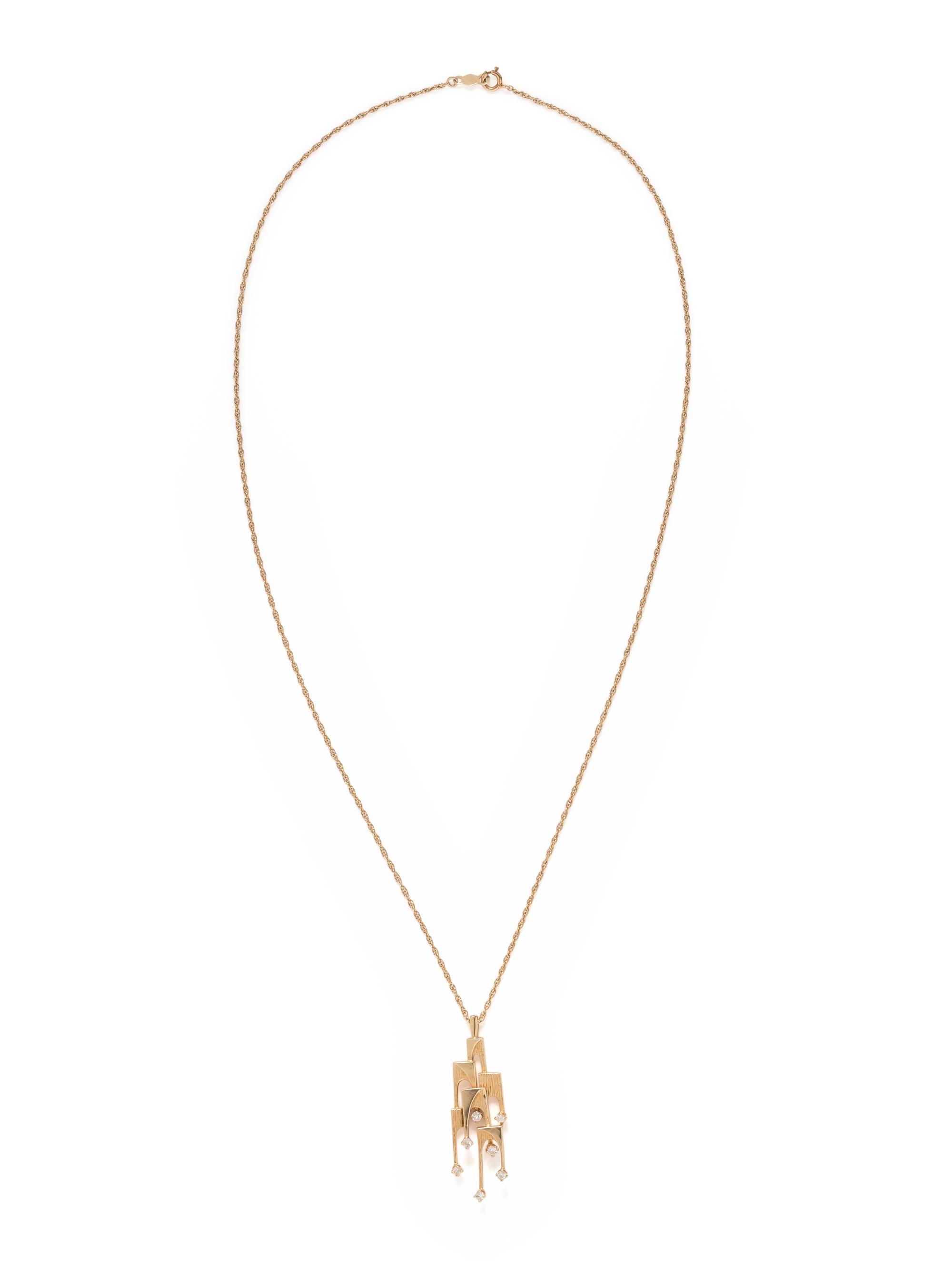 YELLOW GOLD AND DIAMOND PENDANT/NECKLACE