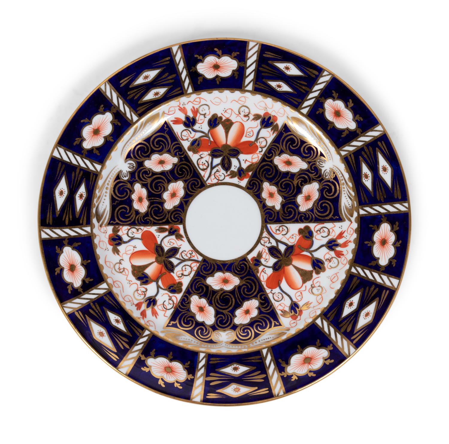 A Royal Crown Derby Porcelain Dinner Service