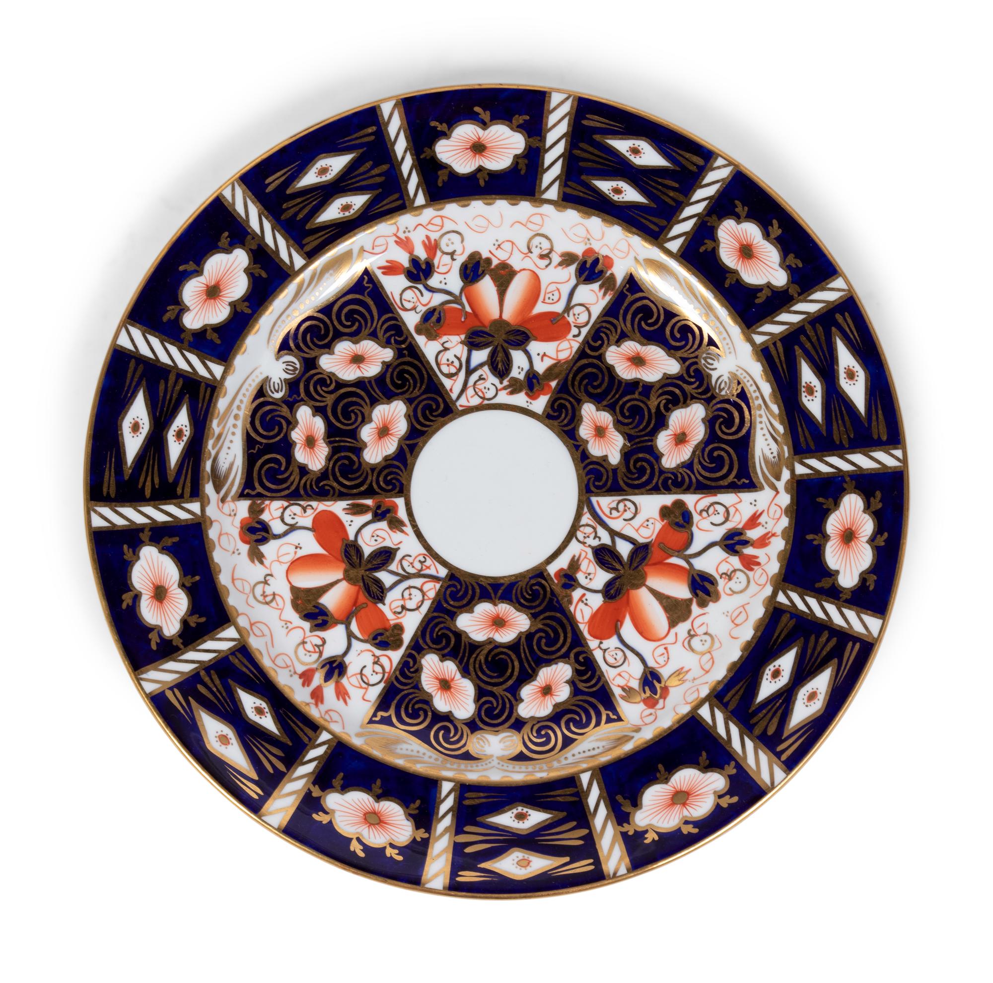 A Royal Crown Derby Porcelain Dinner Service