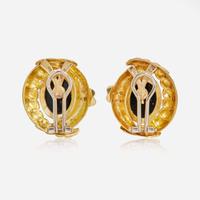 A Pair of 18K Yellow Gold Intaglio Earrings