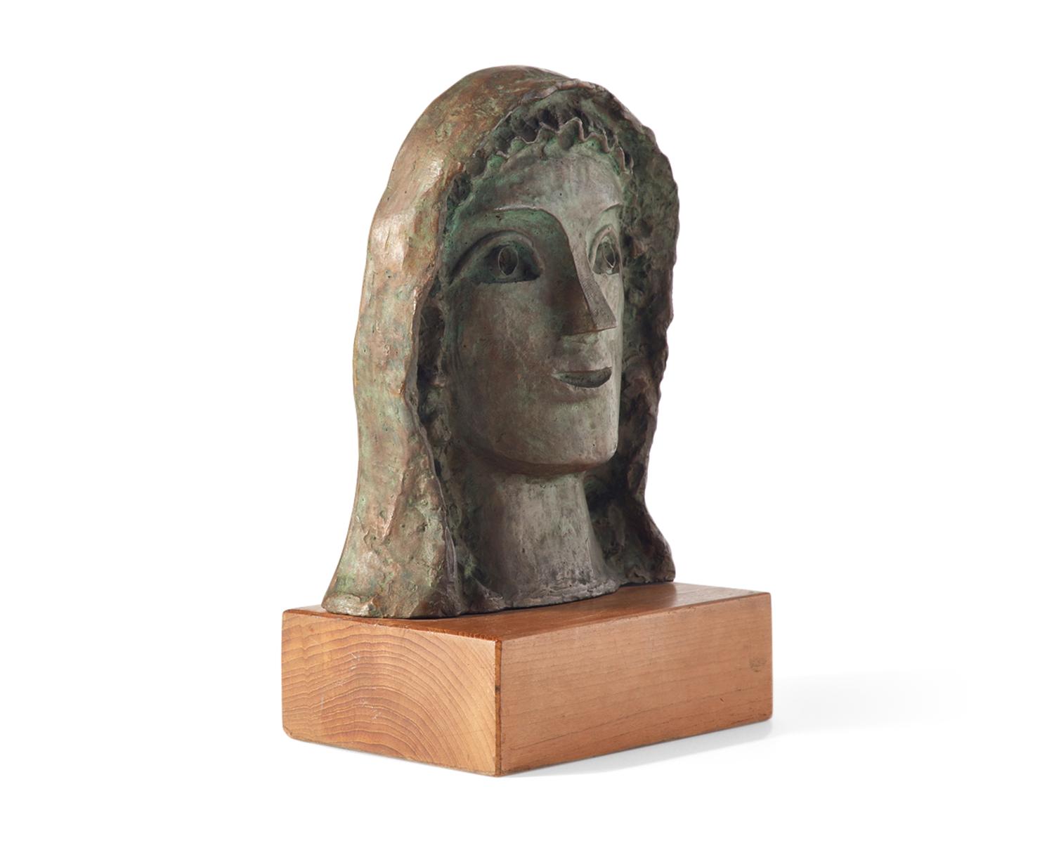 Femme à la Coiffe