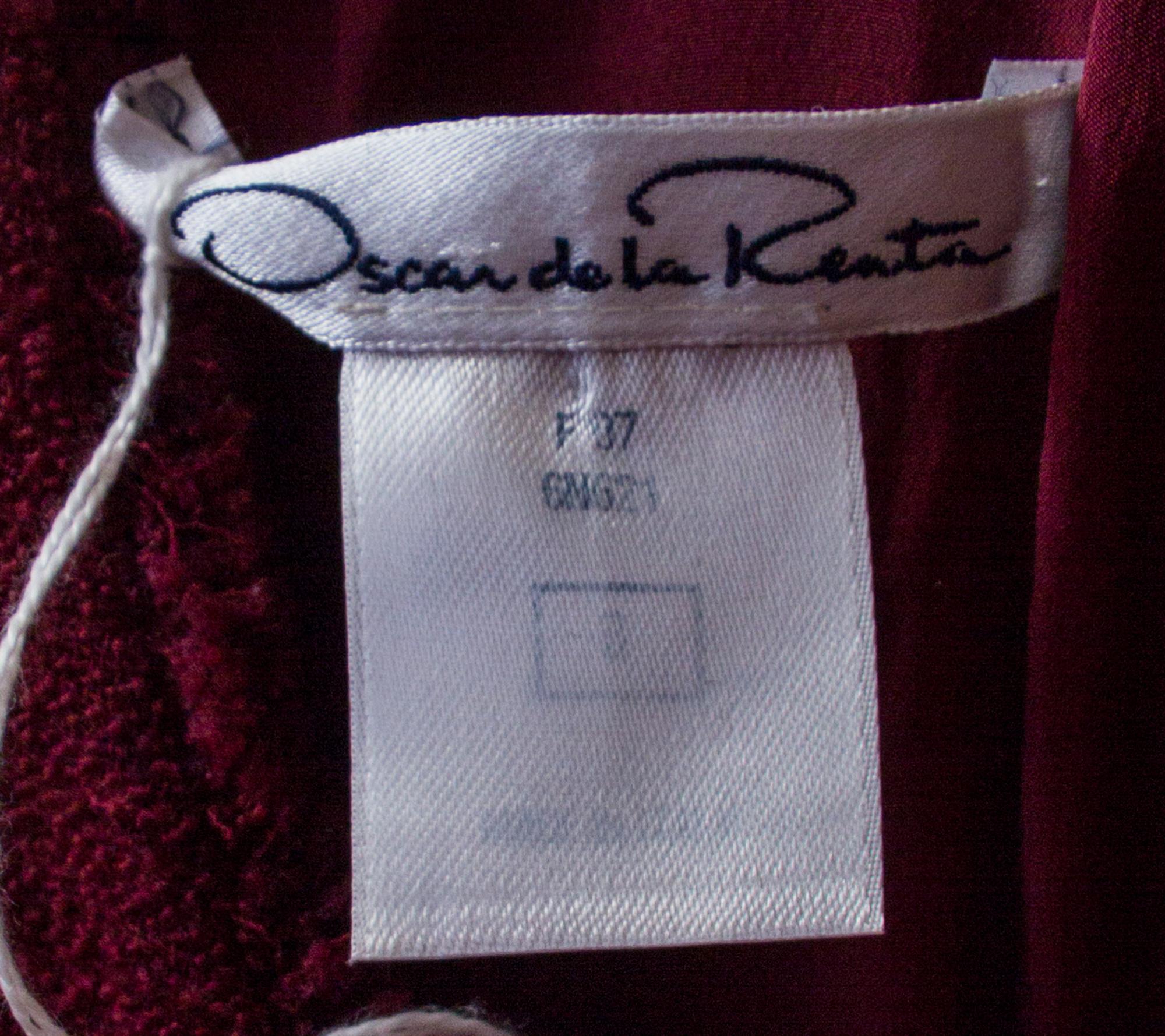 An Oscar de le Renta Maroon Wool Sleeveless Shift Dress, Size 8.