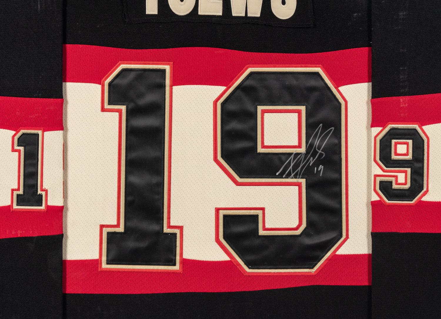 A Jonathan Toews Signed Autograph Chicago Blackhawks Hockey Jersey Display,
