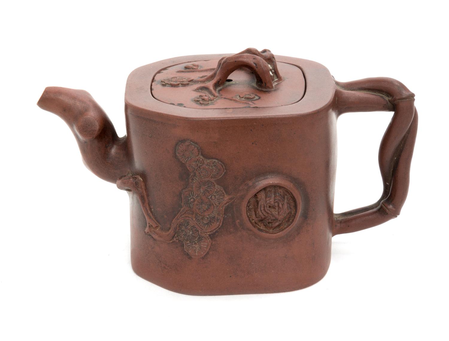 A Yixing Pottery Teapot Height 4 inches. — 19TH CENTURY