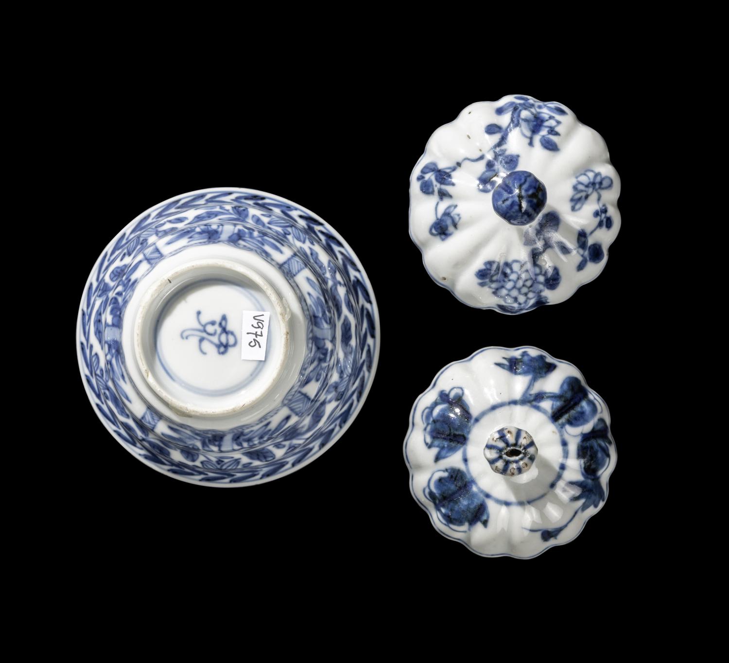 Five Chinese Export Porcelain Articles