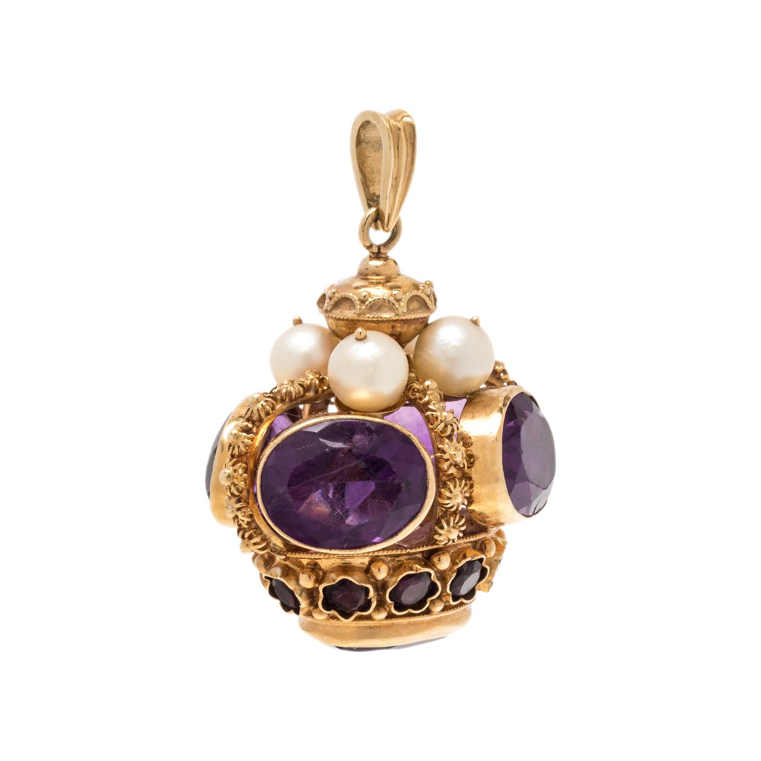 AMETHYST AND CULTURED PEARL PENDANT