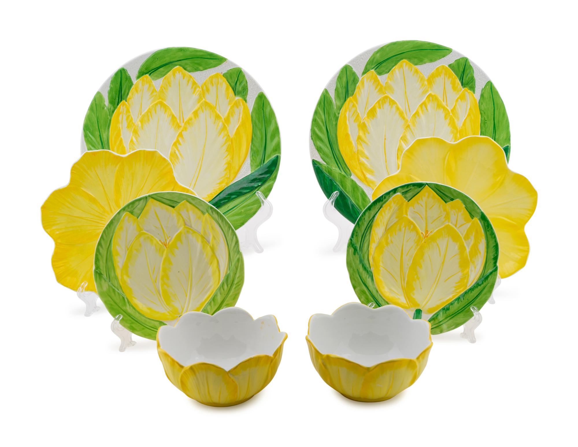 An Italian Ceramic Yellow Tulip Decorated Assorted Dessert Service