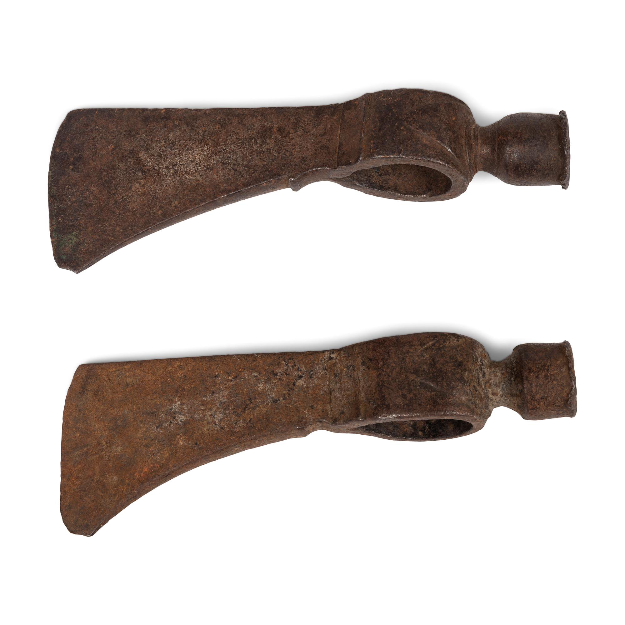 Eastern Plains Pipe Tomahawk Heads