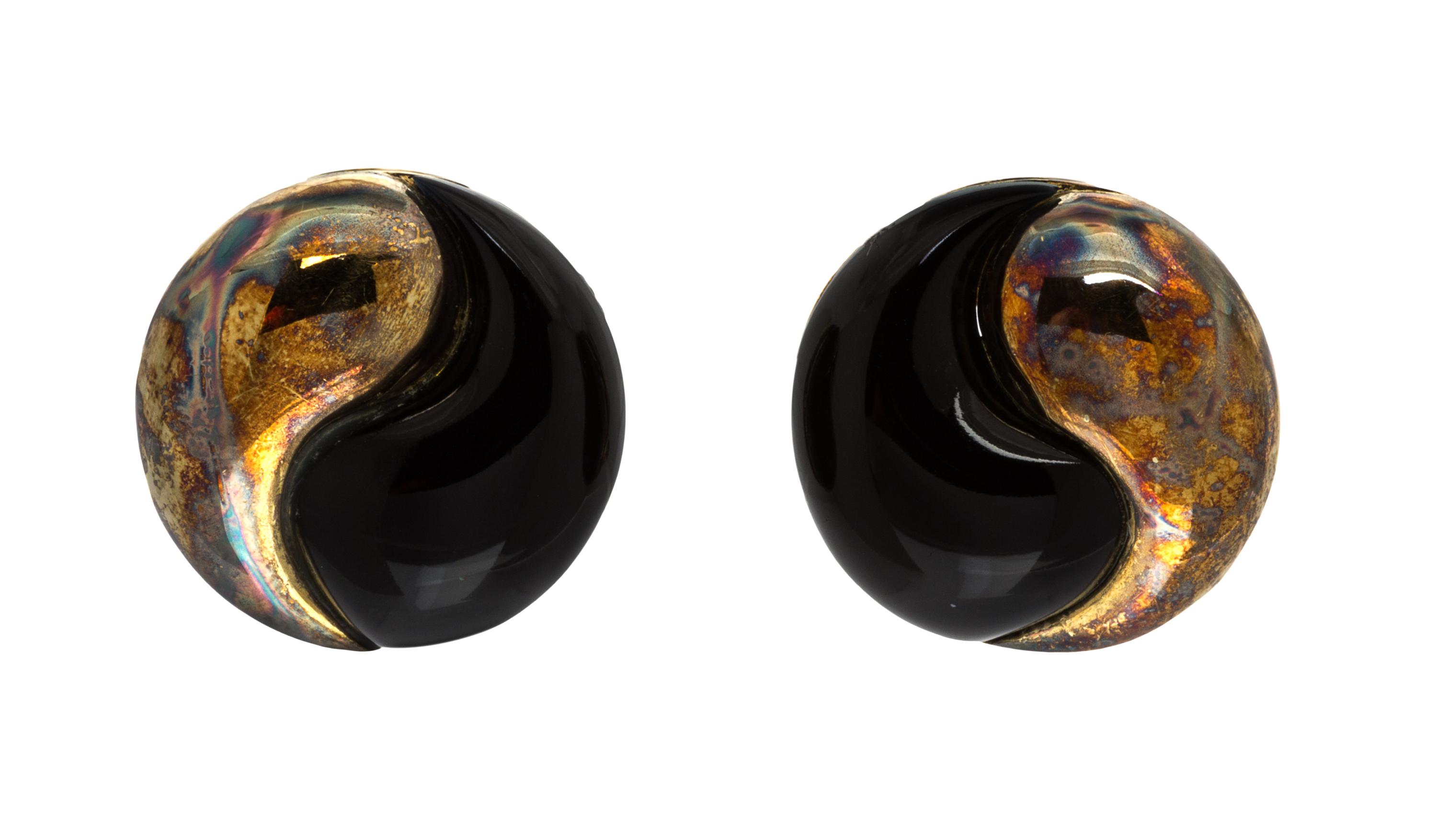 A Pair of 14 Karat Yellow Gold and Onyx Yin-Yang Earclips, Rio, 10.70 dwts.