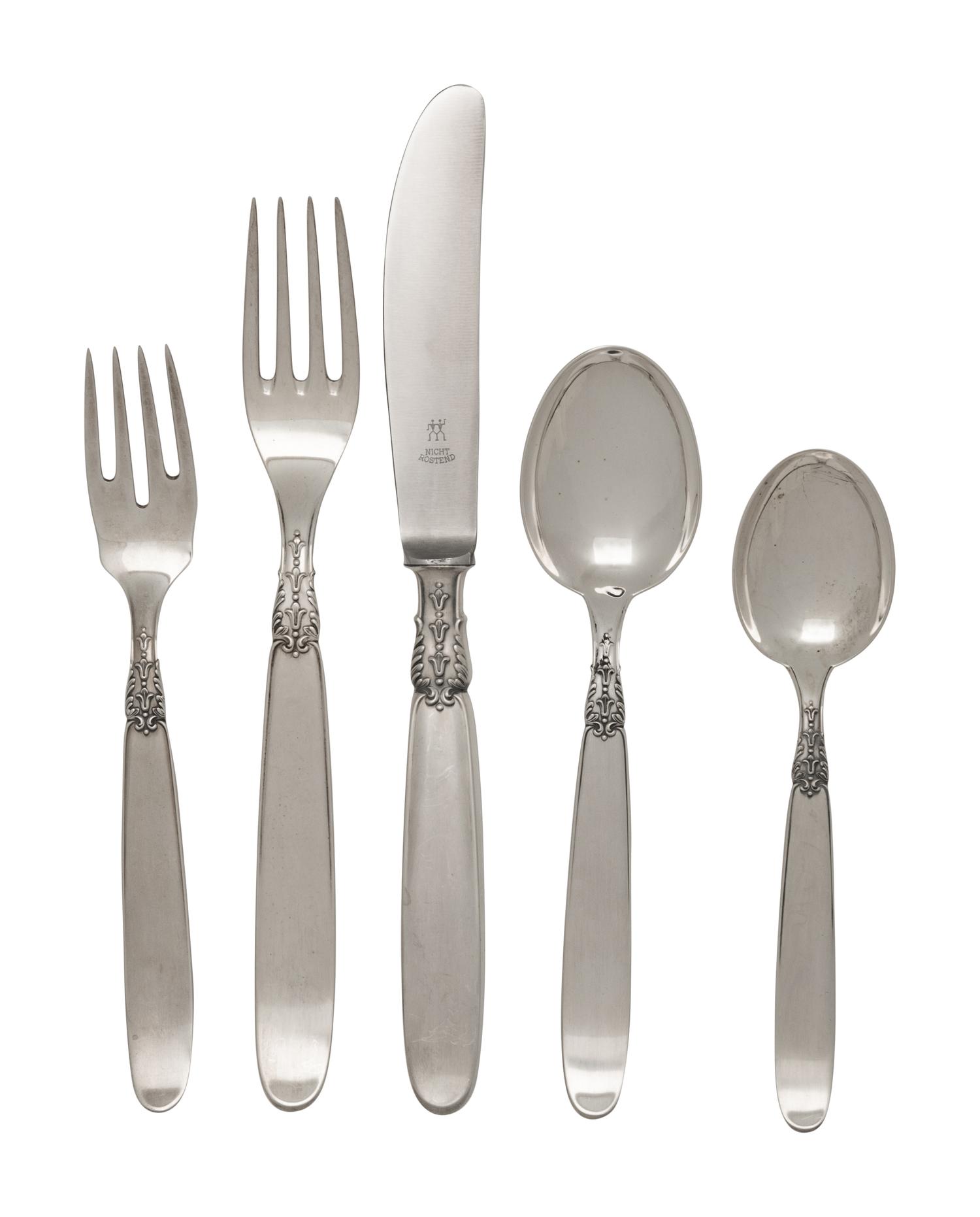 A Buccellati Silver Flatware Service
