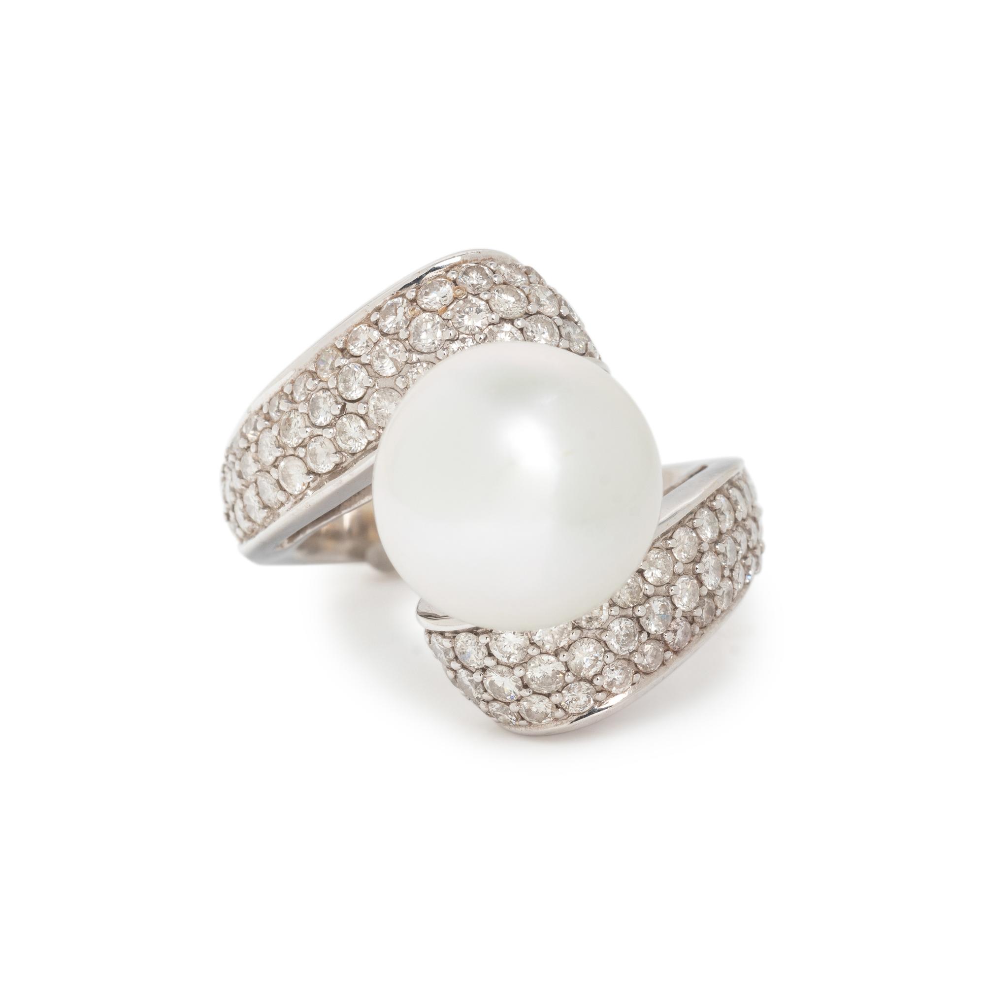 CULTURED PEARL AND DIAMOND RING