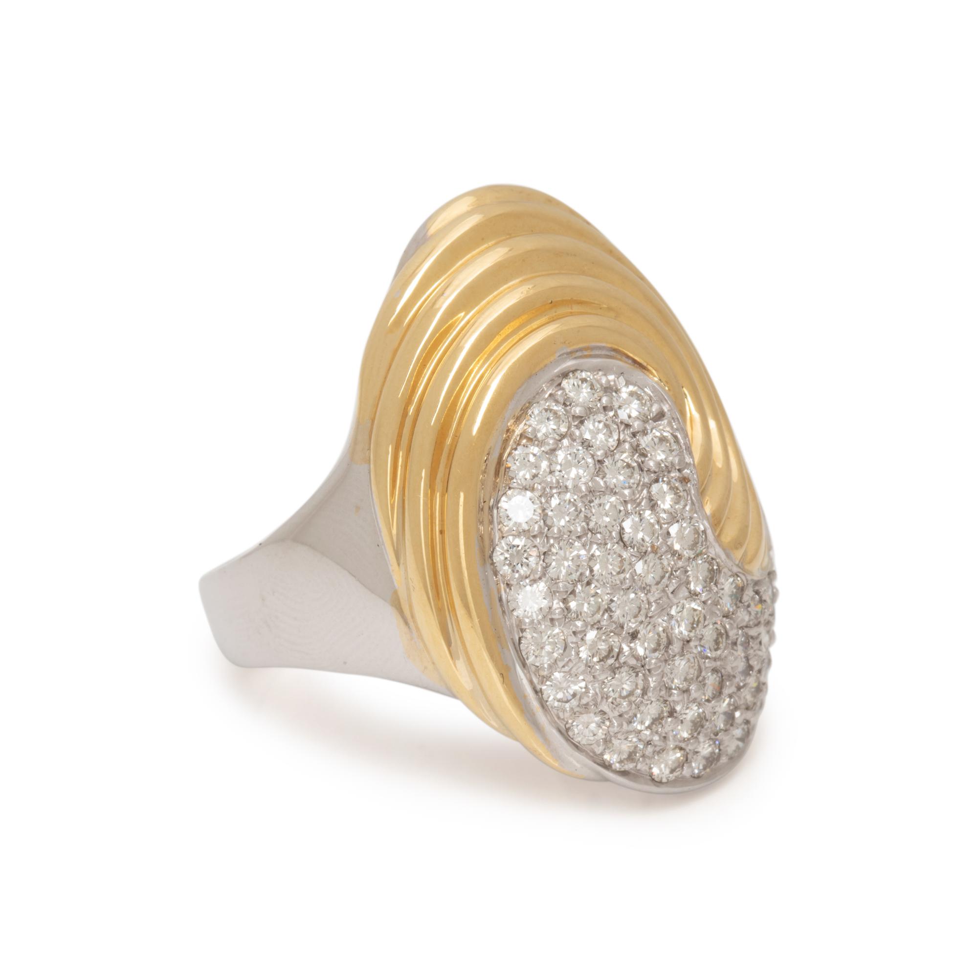 BICOLOR GOLD AND DIAMOND RING