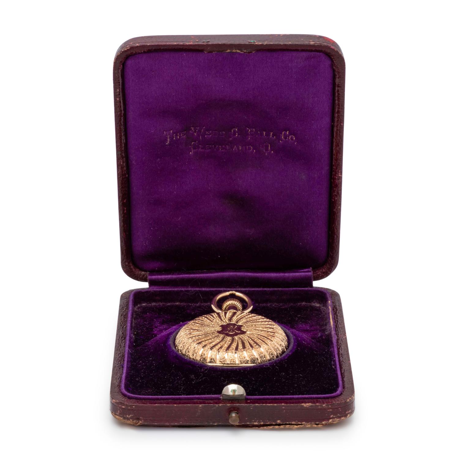 WALTHAM, 14K YELLOW GOLD HUNTER CASE POCKET WATCH