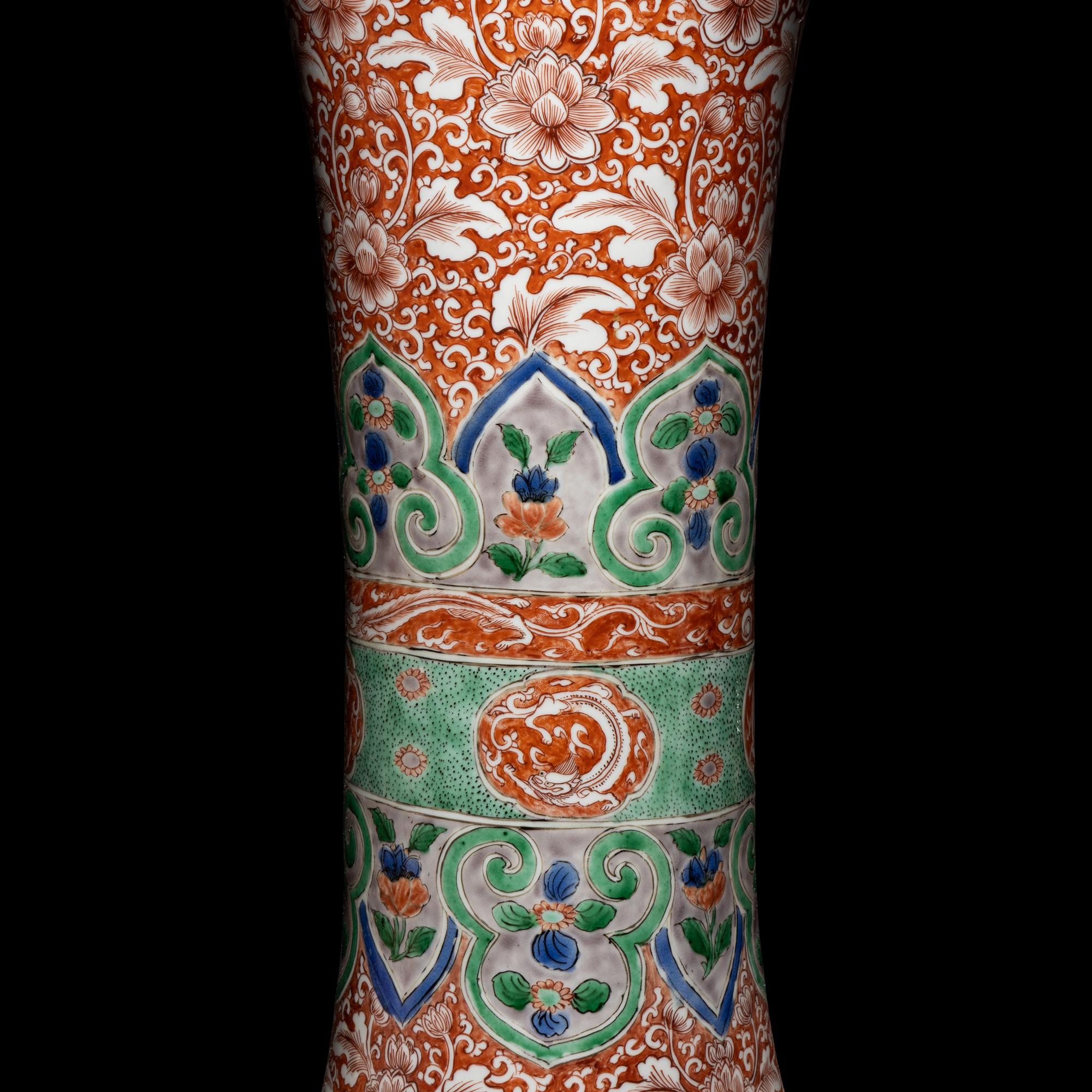 An Associated Pair of Chinese Famille Verte 'Flowers' Porcelain Gu Vases, 18th/19th Century — 清中期 五彩纏枝花卉紋觚一對