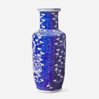 A Chinese blue and white "Prunus" rouleau vase 青花冰梅棒槌瓶